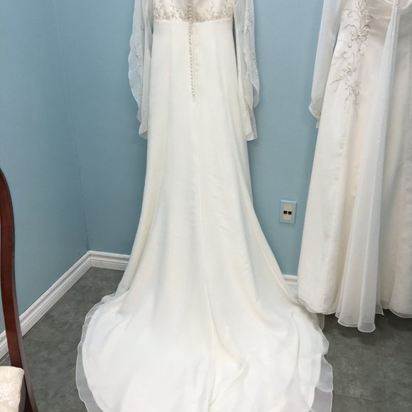 New Vintage Wedding Dress, Poet LONG SLEEVE Bell Aline Reg $3499 Size10 Rustic - Picture 13 of 15